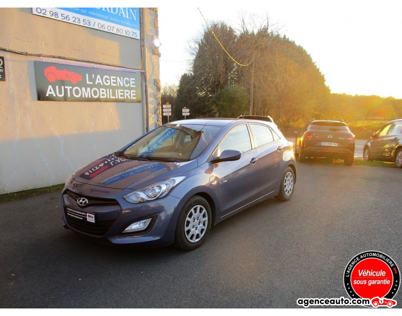 Achat voiture occasion, Auto occasion pas cher | Agence Auto Hyundai i30 1.6 CRDI 110 BLUEDRIVE PACK BUSINESS Violet Année 2013 Manuelle Diesel
